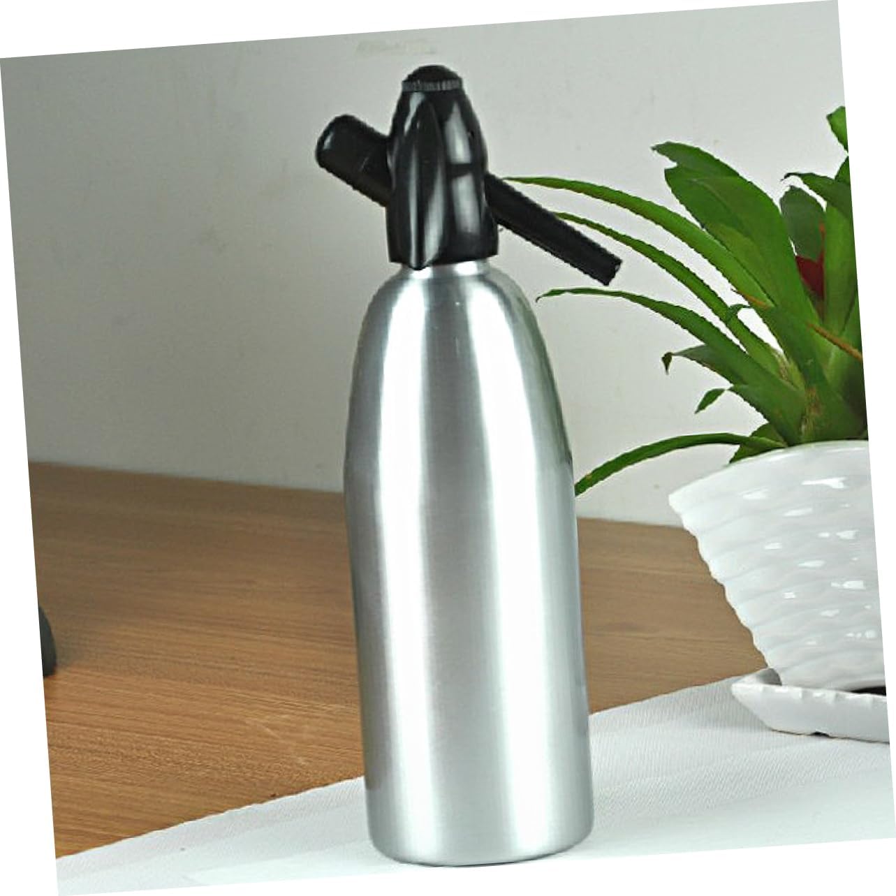 Soda syfon do syfonu syfonowego ze stali nierdzewnej butelka na napoje koktajlowe butelka gazowana seltzer woda trwały i bezpieczny syfon do napojów gazowanych 1000 ml dozownik bańka / 1