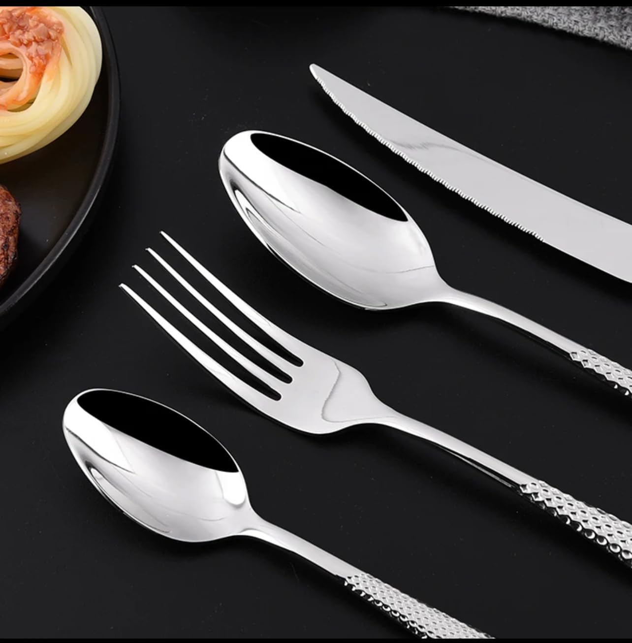 Luxury 24 Pieces Silverware Set, Star Diamond Cutlery Set, Modern 304 Stainless Steel Flatware, Knives Forks Spoons, Cutlery Set, Tableware Set, Serving 6. (Silver)