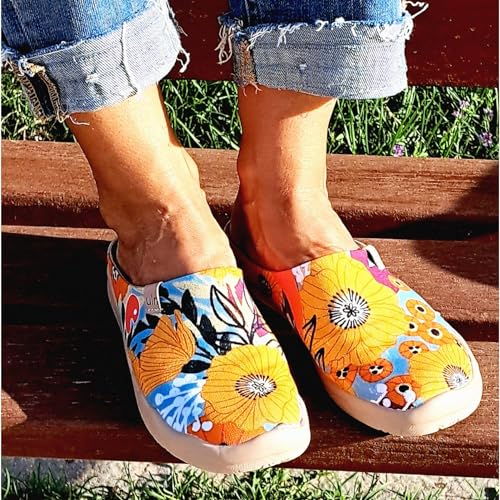 Image of UIN Slipper Woman Travel Art Painted Shoes Wide Toe Casual Home Slip On Mules Malaga