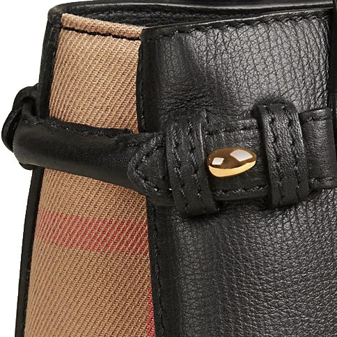 the baby banner in leather and house check