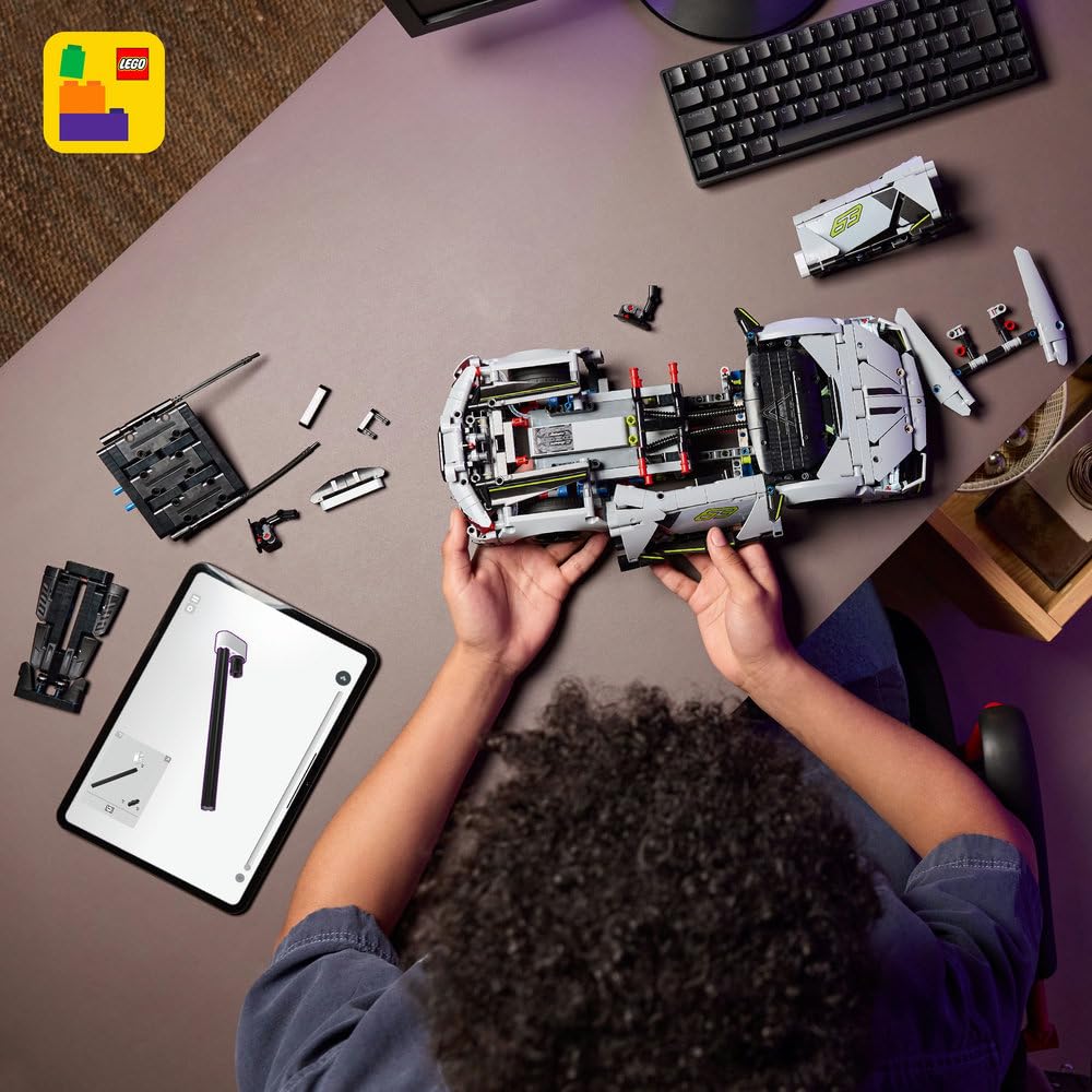LEGO Technic Supersamochód Lamborghini Revuelto 42214 | Model samochodu, klocki konstrukcyjne, prezent dla fana motoryzacji 10+, zdalne sterowanie, 1135 elementów