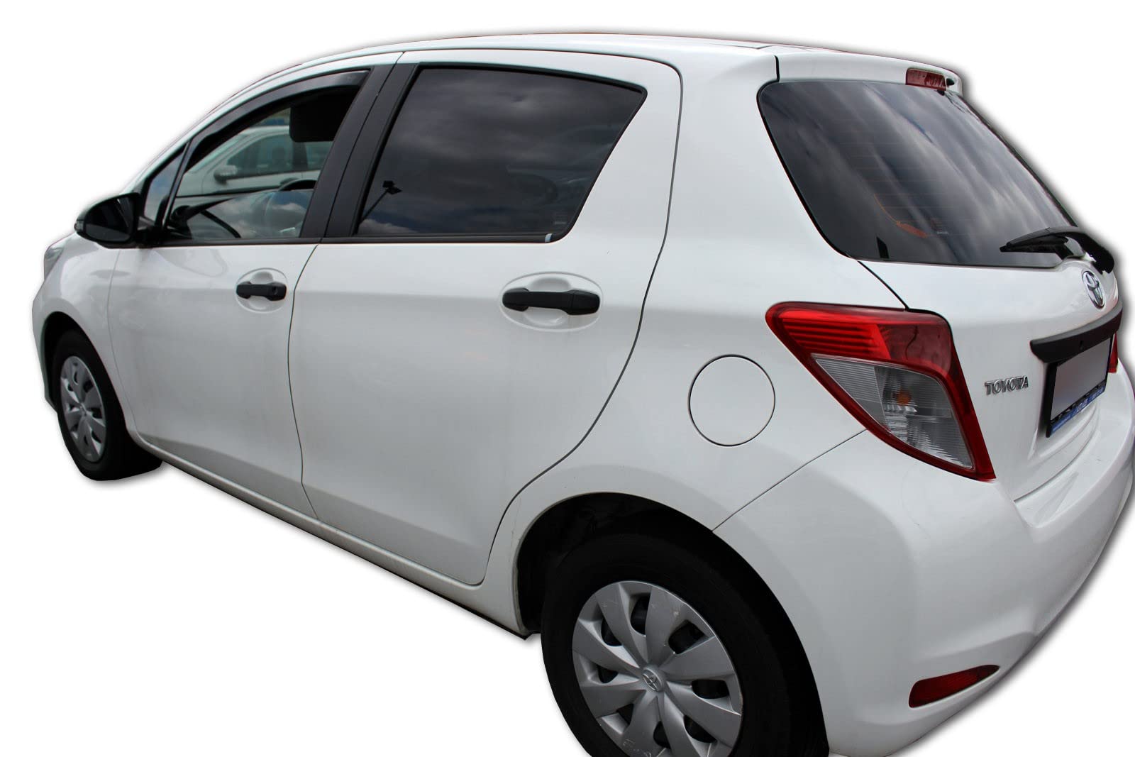 J&J AUTOMOTIVE Deflettori d'Aria per Toyota Yaris 5-Porte Berlina 2011-2019, Set da 2 Pezzi, Nero Fumé Oscurato Heko