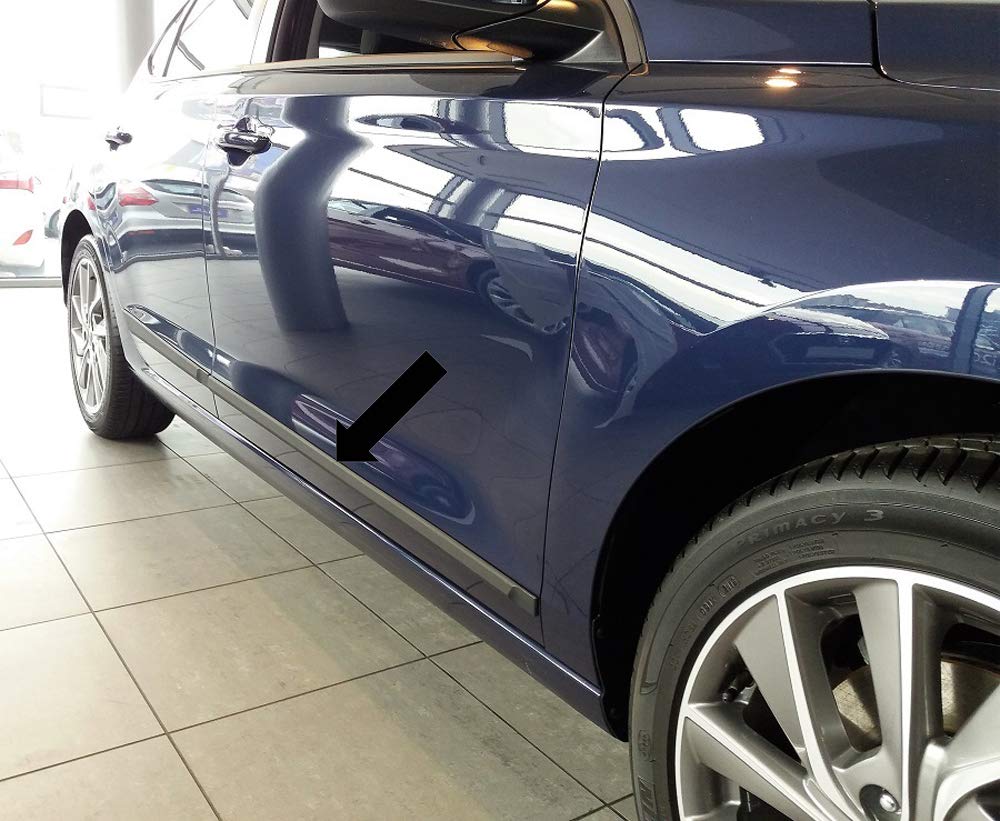 Spangenberg Listones de protección laterales de color negro para Hyundai i30 Fastback a partir de año de construcción 06.2017- F54 (3700054)