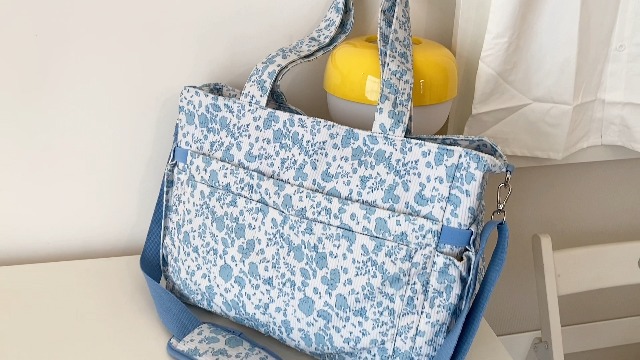 Bolso tote de pana para mujer ligero con cierre y bolsillos miniatura 7