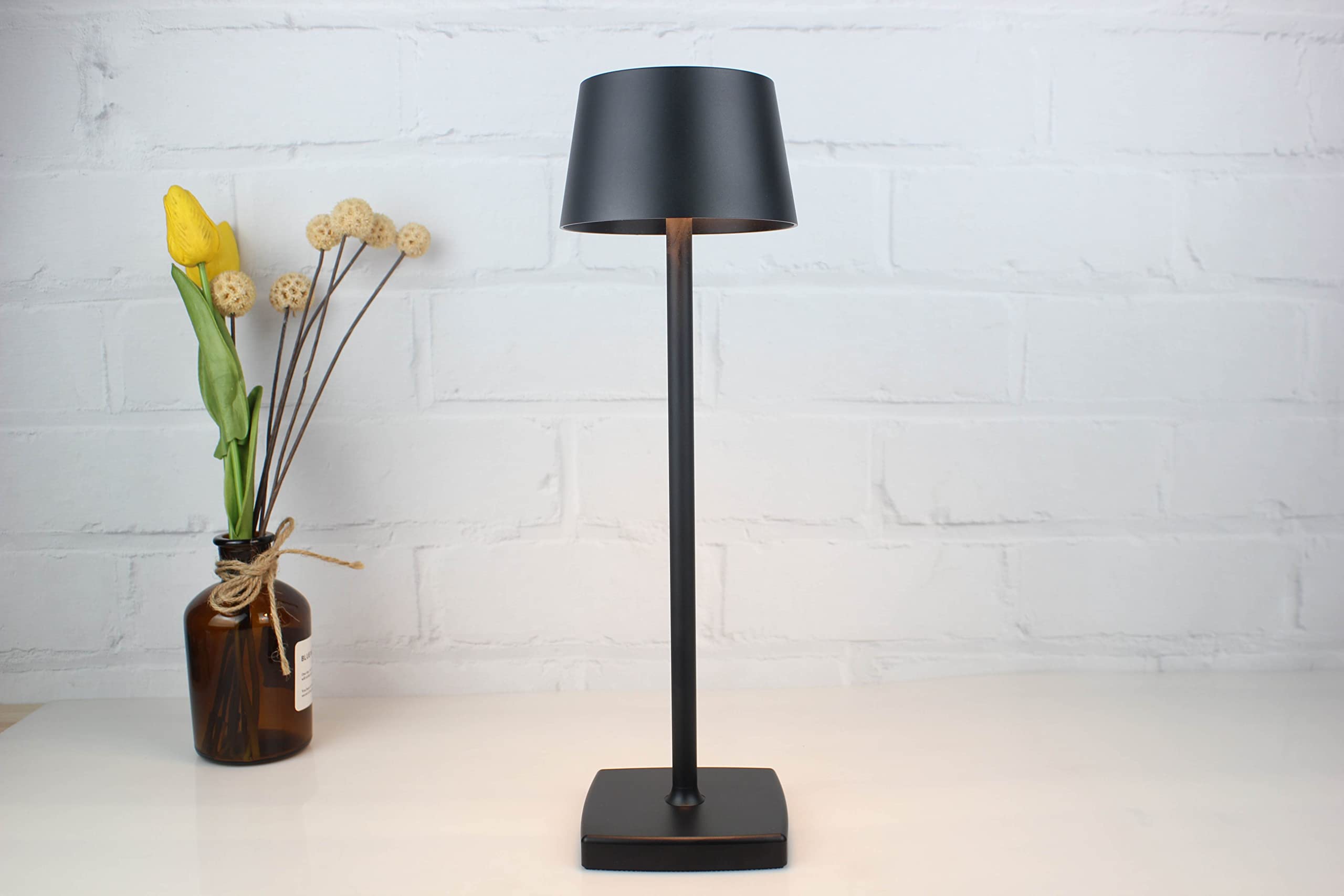 Soul & Saints PREMIUM Tischlampe schwarz matt LED warmweiß massiv Tischleuchte dimmbar touch extrem hell Lampe (schwarz matt)