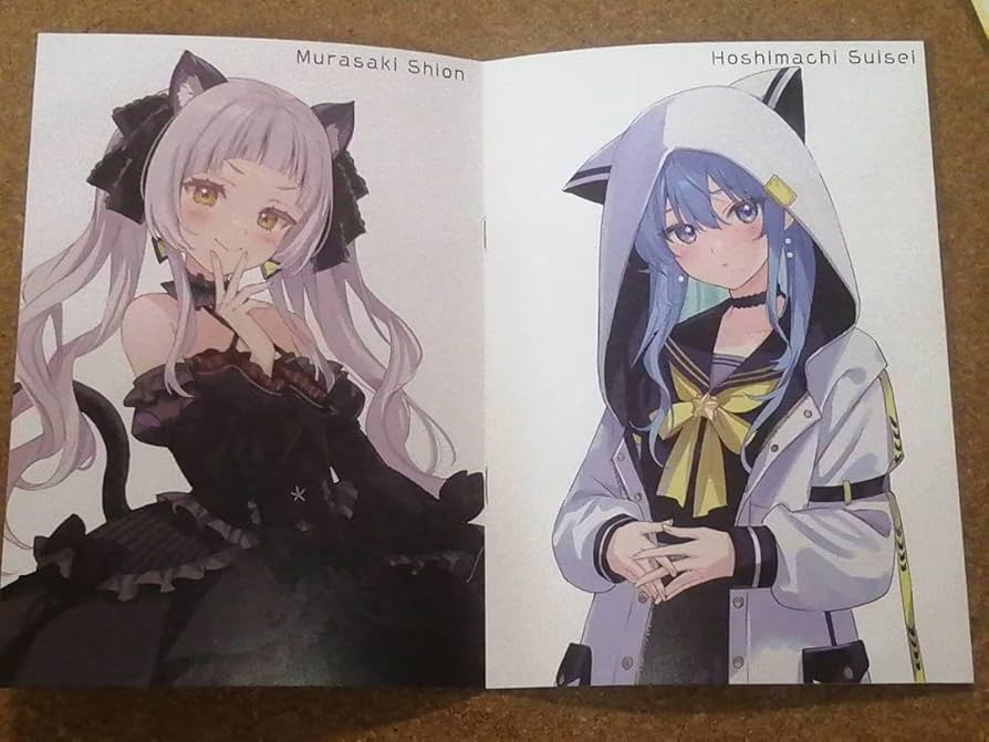 フカヒレ先生 戌神ころね イラスト本 Amazon.co.jp: 戌神ころね デザイナー ruinon フカヒレ イラスト