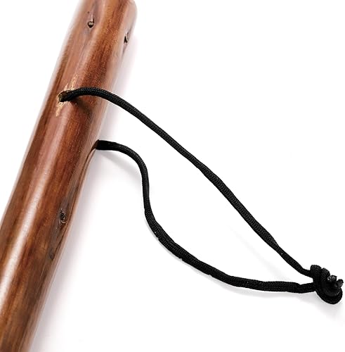 Miniatura 4 de Paquete de 2 bastones de madera para caminar, 48 pulgadas, bastones de senderismo de madera de cedro rústica, bastones de senderismo con correa para