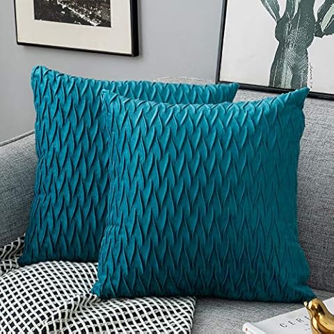 Yamonic Pack of 2 Cushion Cover Super Soft Velvet Pillow Covers Square Decorative Pillowcase for Sofa Bed Couch Bench, 18 x 18 inch, Turquoise Cover