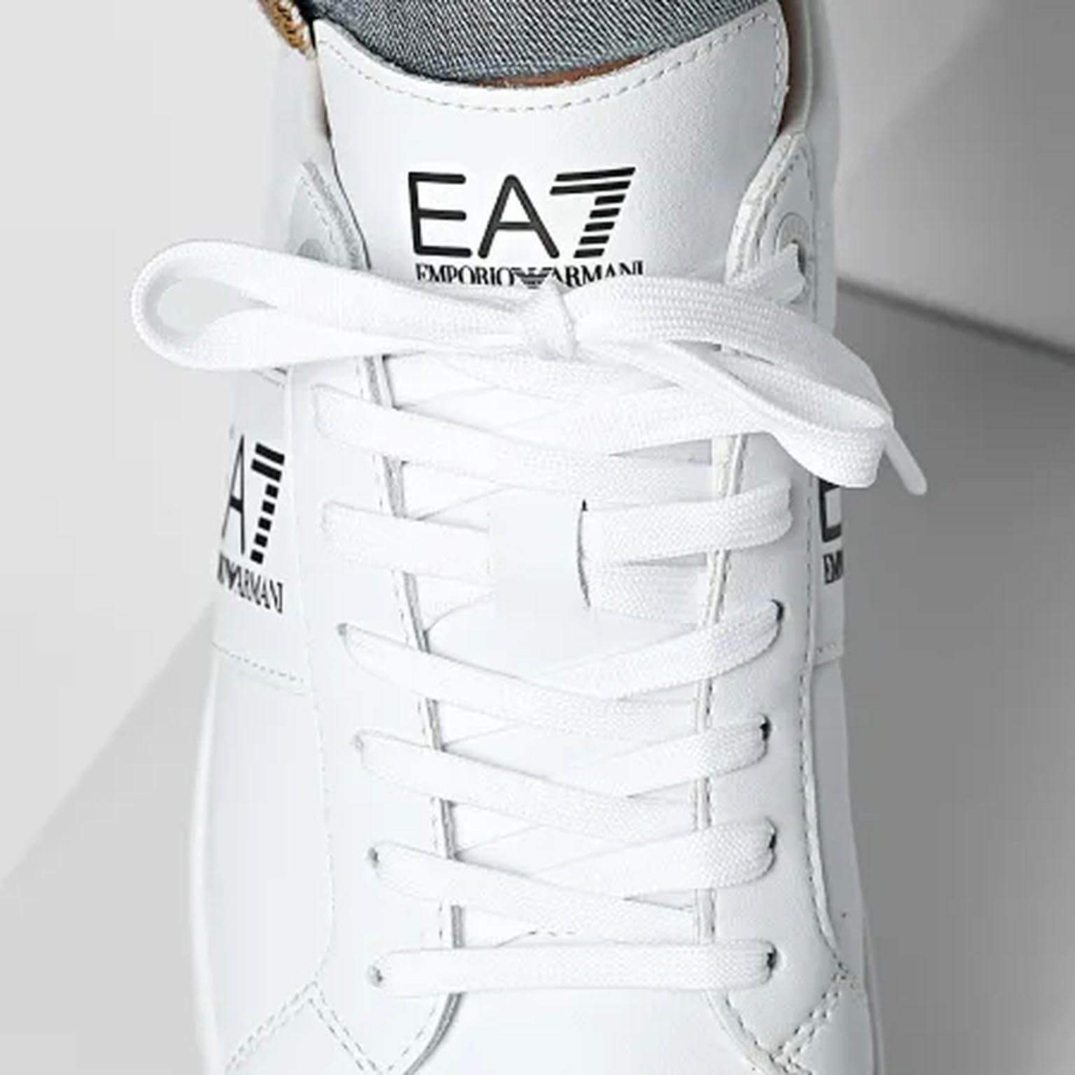 EA7 Emporio Armani Sneakers Uomo Classic 7X000332AF10848 8033995869323-44 Bianco Nero 44