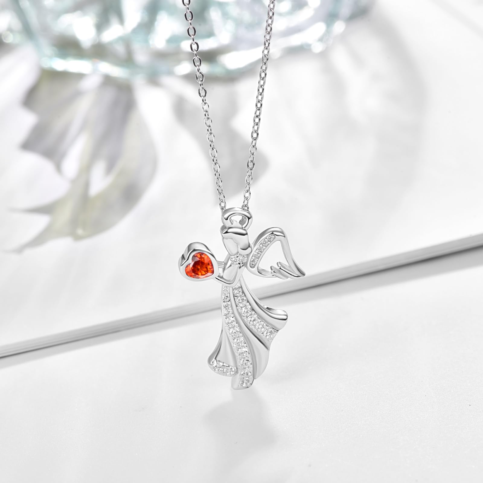 KINGWHYTE Engel Geburtsstein Halskette für Frauen 925 Sterling Silber Januar Engel Anhänger Halskette Granat Geburtsstein Schmuck Geburtstag Geschenk für Frauen Mädchen