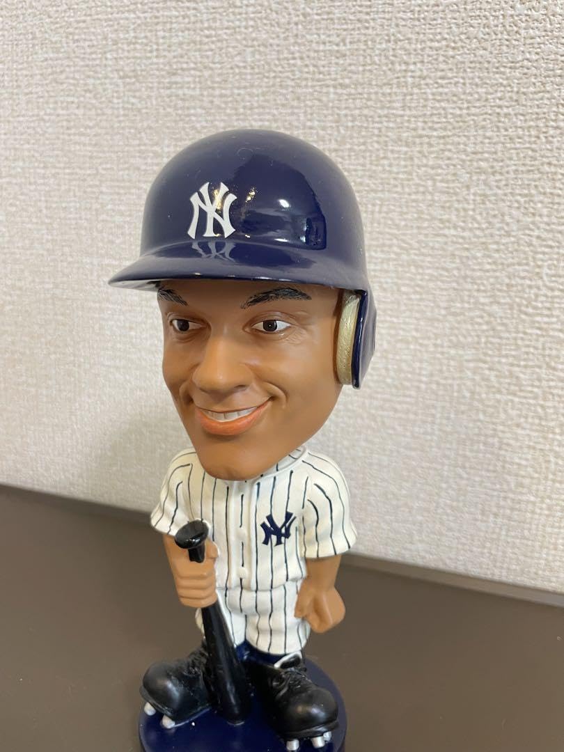 Amazon.co.jp: デレク ジーター ナックルヘッド ボブルヘッド : おもちゃ