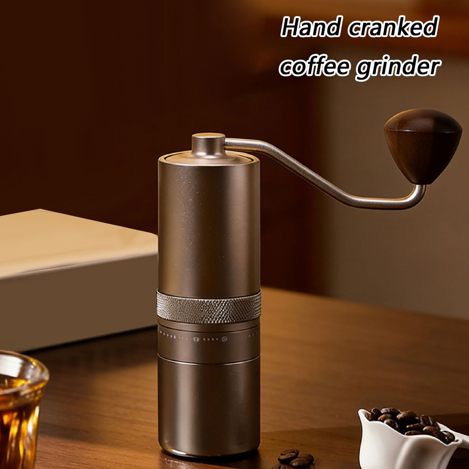 Molinillo de café ergonómico de funcionamiento manual con núcleos de cerámica mecanizados alemanes y diseño antideslizante en dos colores