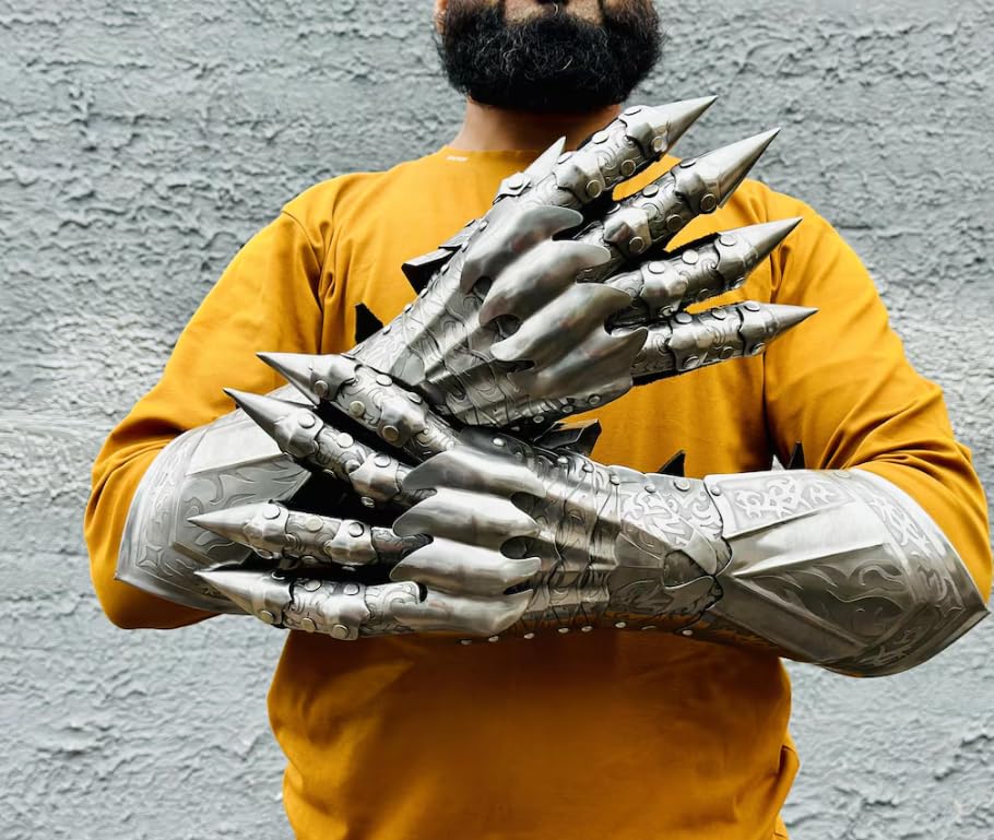 Gants médiévaux parfaits pour un cadeau d'Halloween mémorable et unique