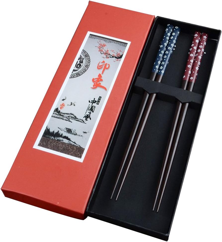 Baigoclub Japanese Wood Chopsticks 2 Pairs 22.5cm/8.86 Reusable Natural Chopsticks Washable for Dishwasher Chinese Tableware Set with Luxurious Box
