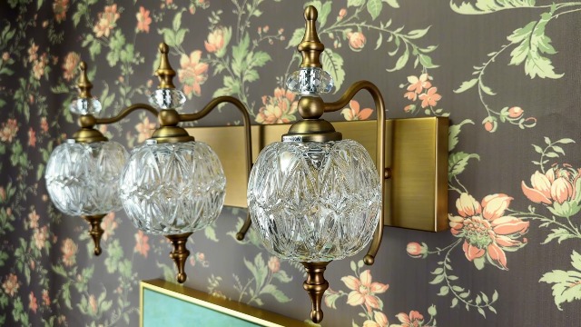 Image of Black 1-Light Wall Light Fixtures with Crystal Glass Shade Vintage Bathroom Wall Sconces Retro Bathroom Vanity Light Fixtures for Bedroom Living Room Farmhouse