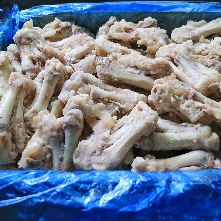 Amazon.co.jp: 国産 豚足 豚骨 ガラ 10kg 訳あり スープ用 豚ガラ 通販  