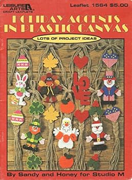Paperback Holiday Accents in Plastic Canvas (Leisure Arts #1564) Book