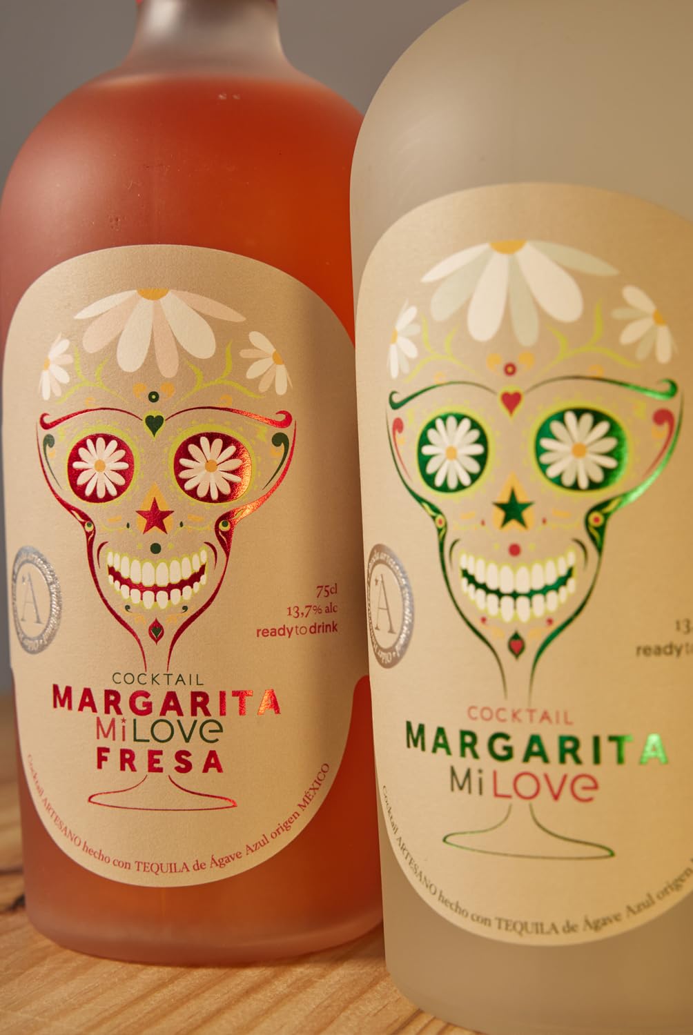 MiLove Margarita Clásico y Fresa – Cóctel Premium, artesano y natural – Pack 2 botellas elaborado con Tequila de Agave Azul (México), limón, fresa y licor triple seco – 2x75 cl.