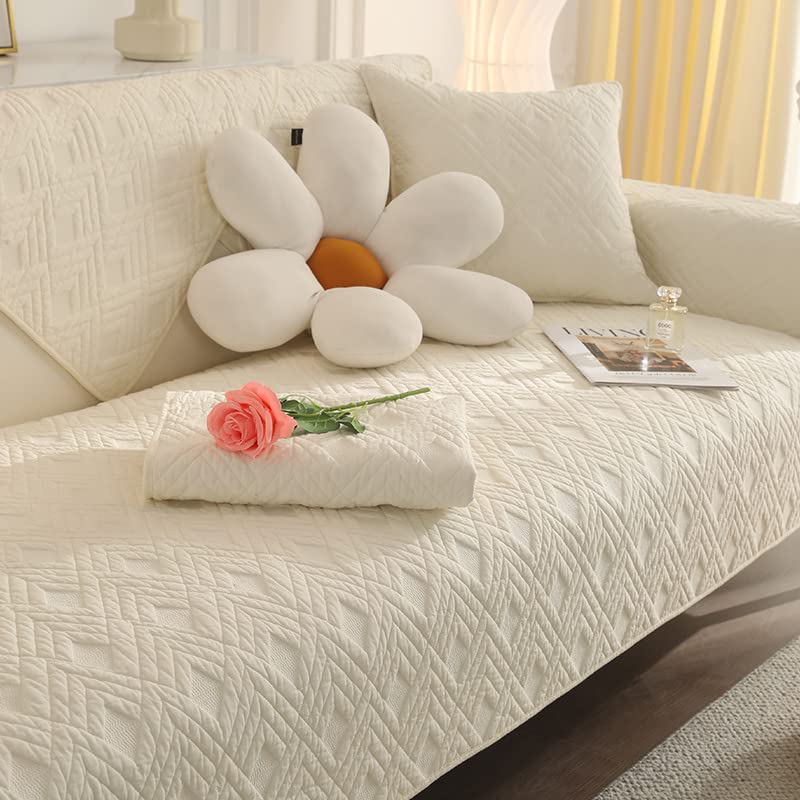 Housse de canapé blanche lavable pour un salon familial impeccable
