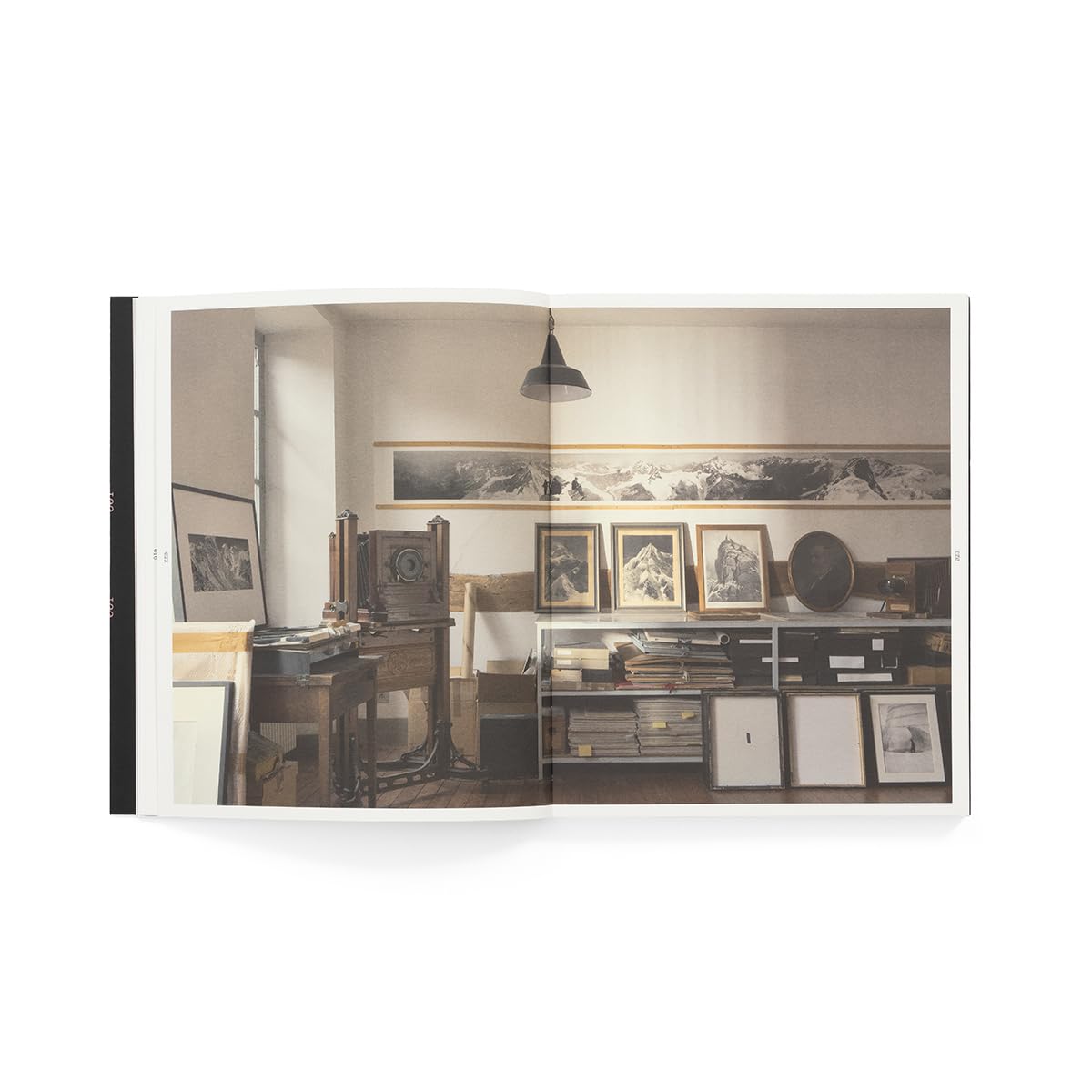 Lo scatto del tempo. Vittorio Sella, il fotografo e il suo archivio-The shot of time. Vittorio Sella the photographer and his archive. Ediz. bilingue