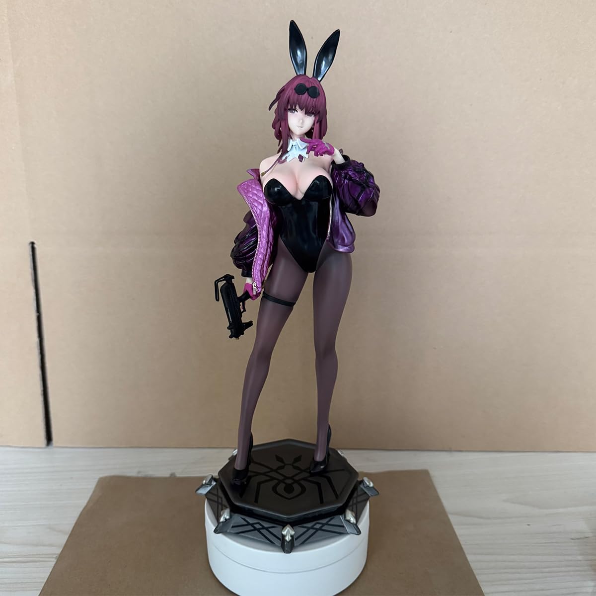Amazon | H-I スターレール カフカ バニーガール 1/6 フィギュア