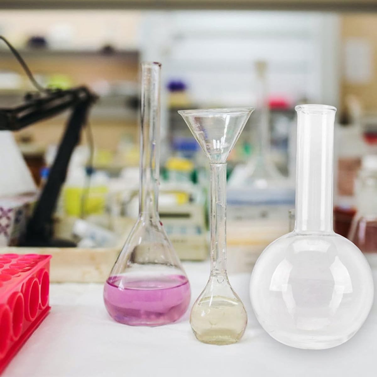 BETOOKY Matraz de Laboratorio de Vidrio Transparente 250 Ml, Conjunto de 2 Matraces de Fondo Redondo Cuello Estrecho, Resistente al Calentamiento para Experimentos Científicos y Pruebas