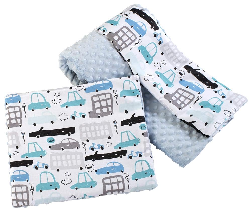 Medi Partners Babydecke Krabbeldecke mit Kissen 100% Baumwolle Minky Kinderdecke groß zweiseitig 75x100 + 35x30cm multifunktional für Bett Kinderwagen (Autos mit hellblauem Minky)