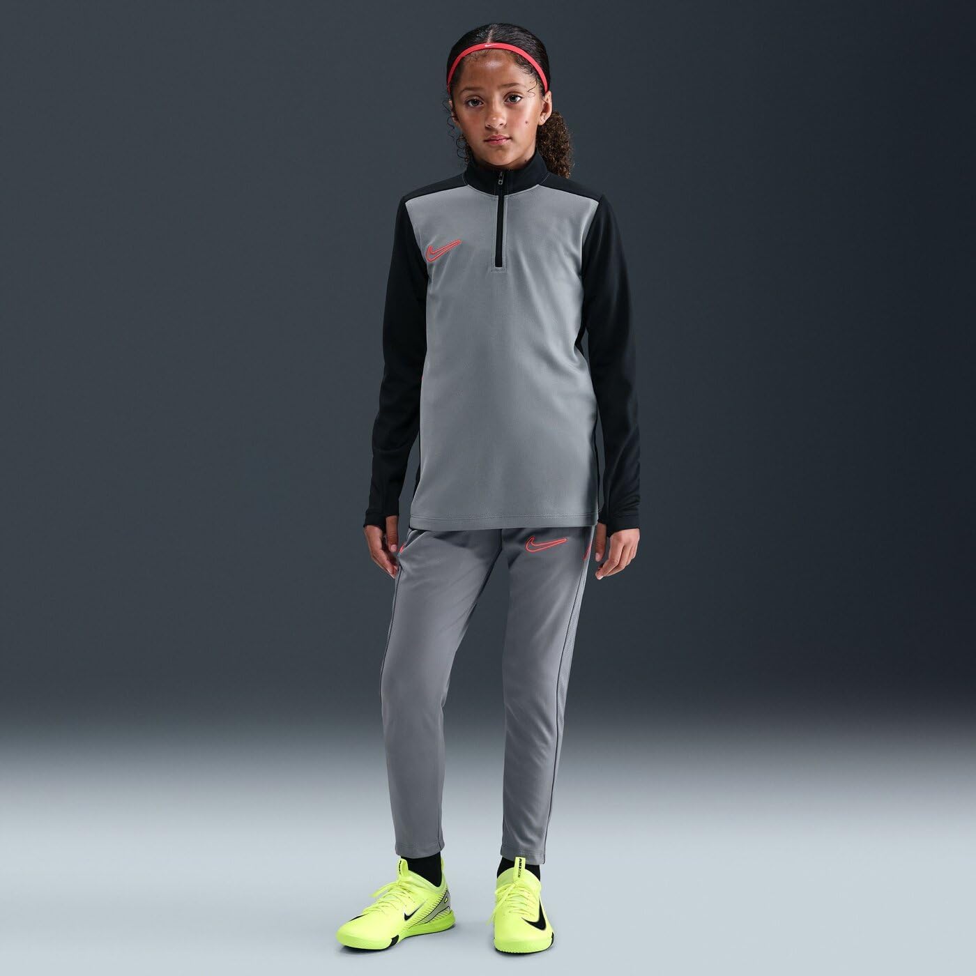 Academy Nike