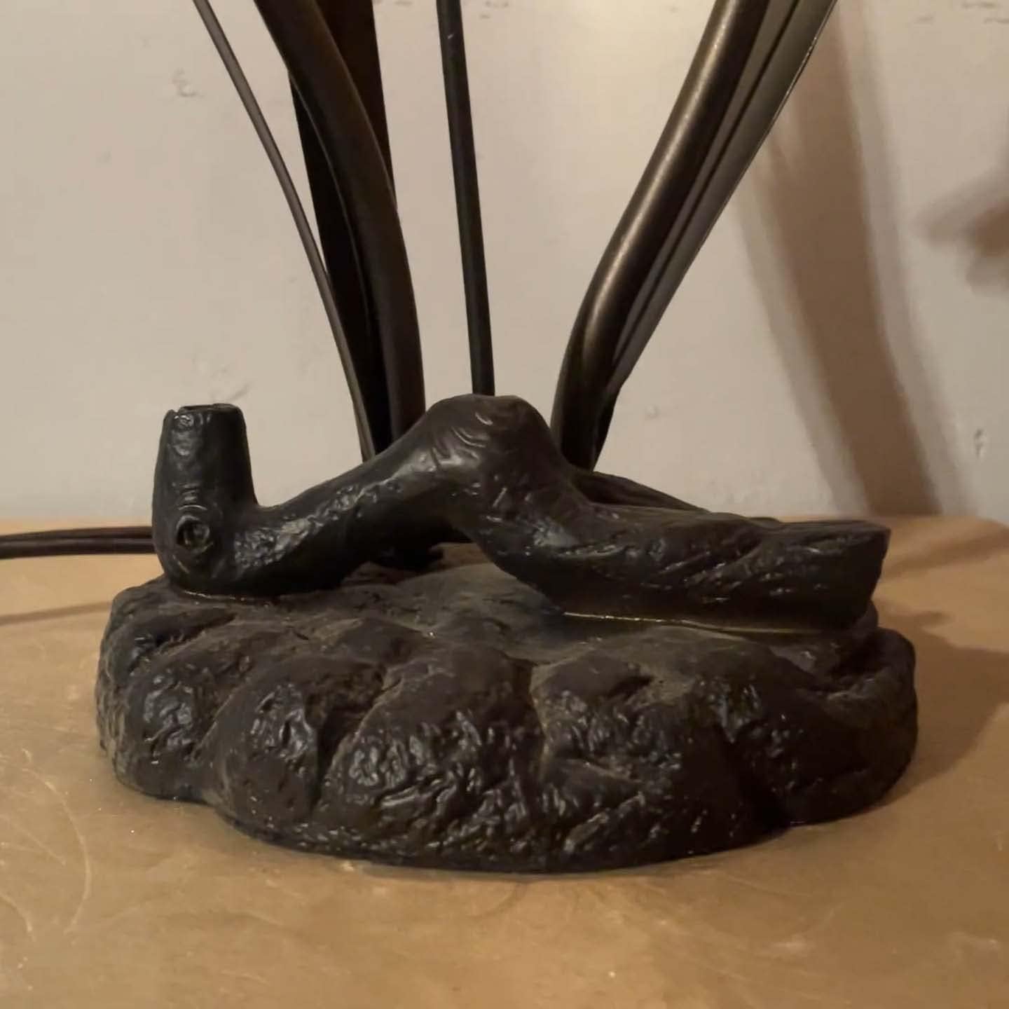 Bieye L10620 Lily Flowers and Dragonfly Tiffany Style Stained Glass Accent Table Lamp, 19-inch Tall