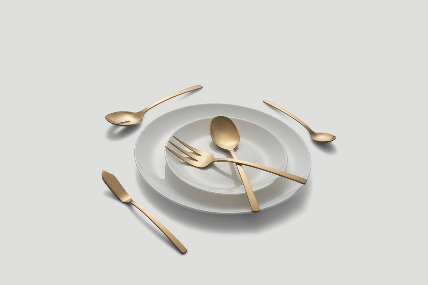 Cambridge 807445CKW13DS Beacon Gold Satin 45-Piece Flatware Set