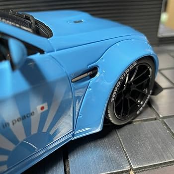 Amazon.co.jp | 激レア未展示品 GT SPIRIT 1/18 LB WORKS M3 ベイビー