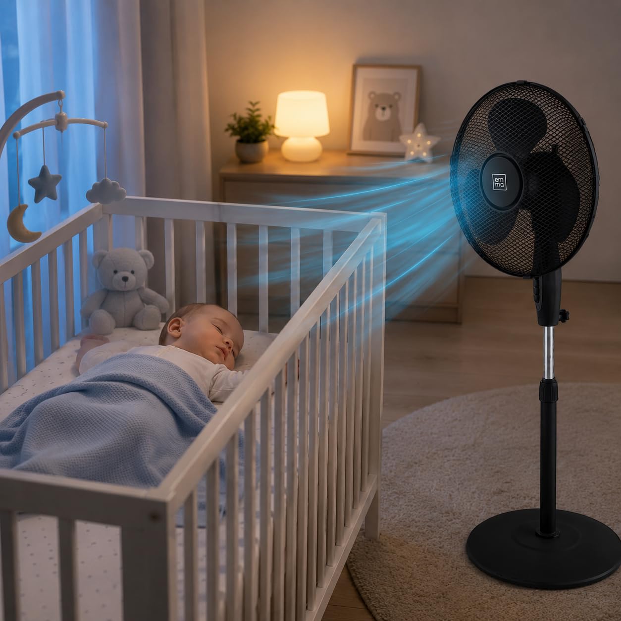 Genérico EMMA Tischventilator, sehr leise, Versand 24 Stunden, 45 W, geringer Stromverbrauch, hohe Leistung in 3 Geschwindigkeiten, verstellbare Höhe, 3 Doppelflügel, Sockel, leicht und robust (B