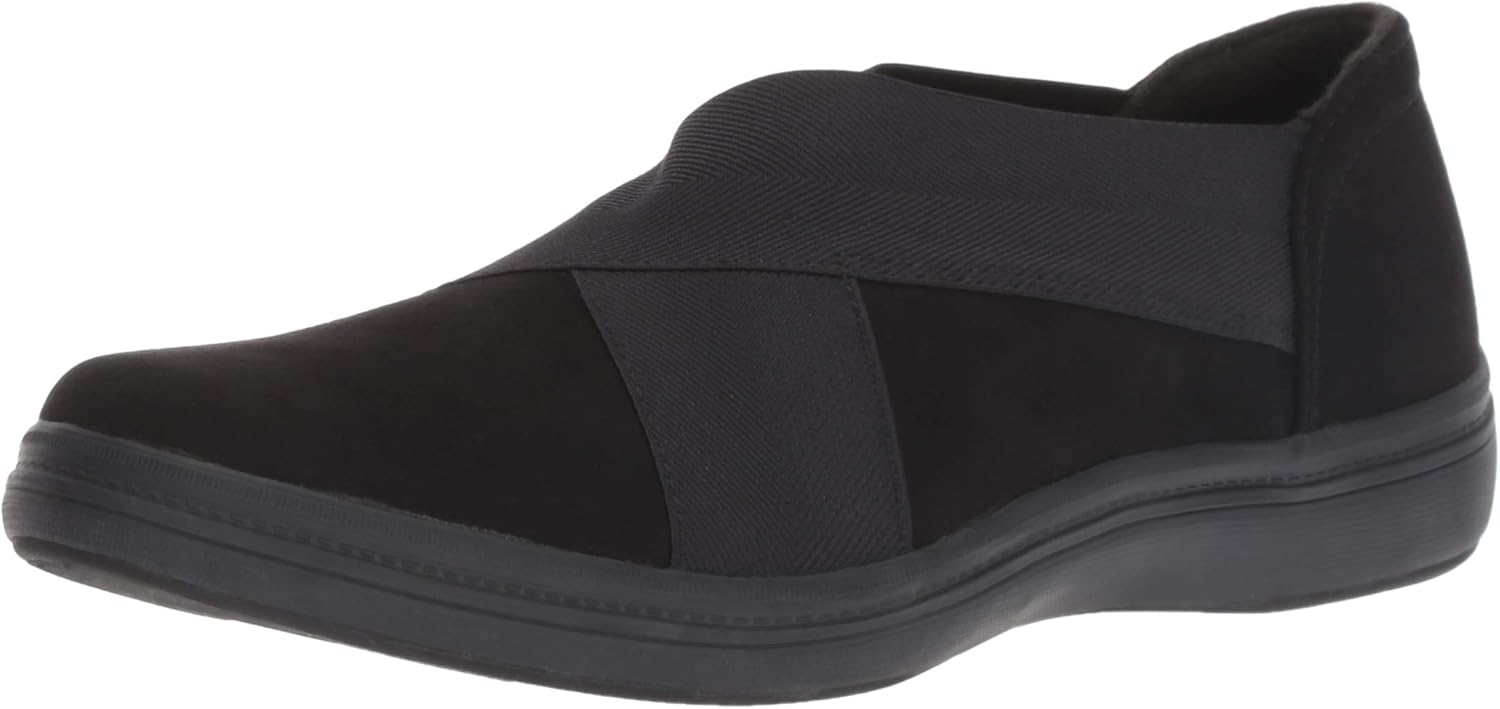 Grasshoppers Women's Haven Microsuede Ballet Flat, black, 7.5 M US