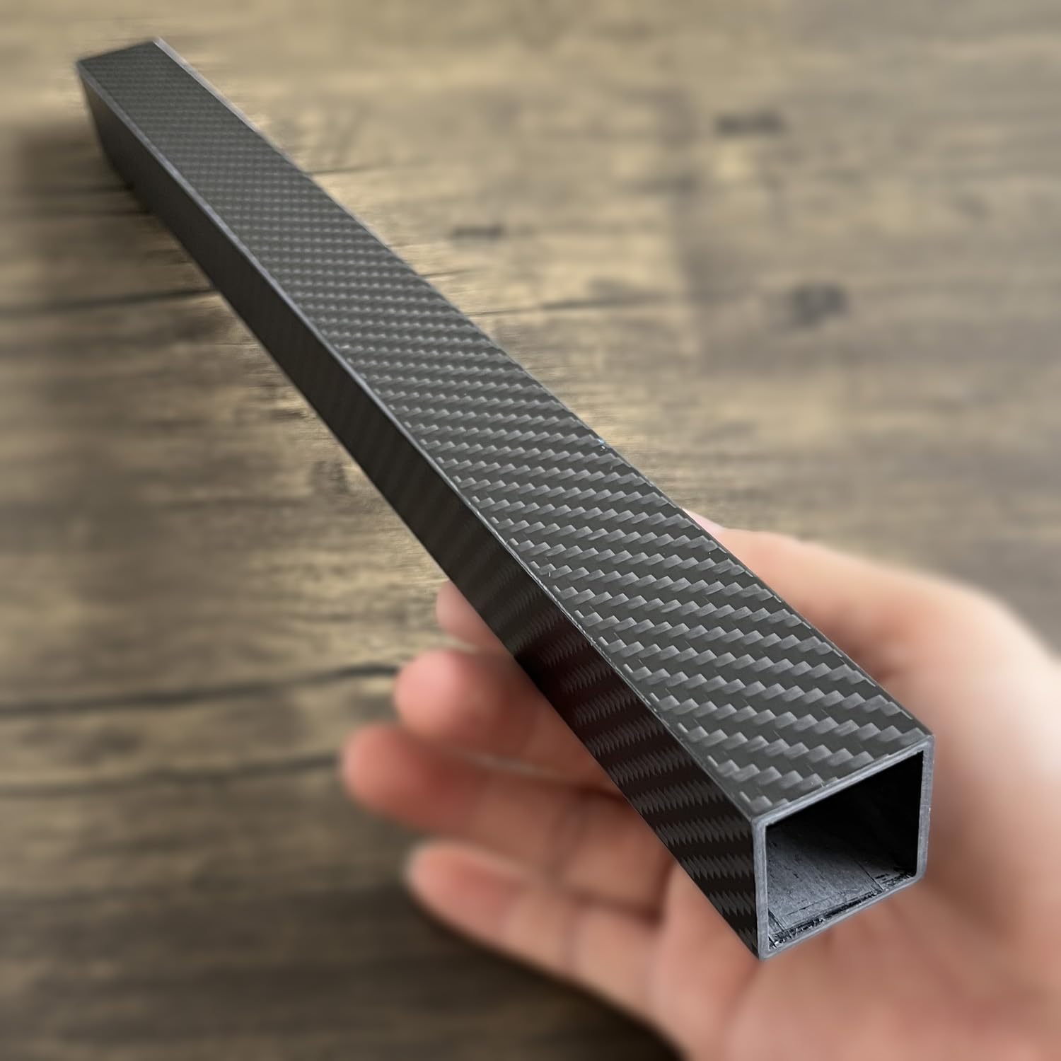 1 tube carré en fibre de carbone de 30 x 30 x 420 mm, épaisseur de paroi de 2 mm, rouleau de 3 K en sergé avec finition mate