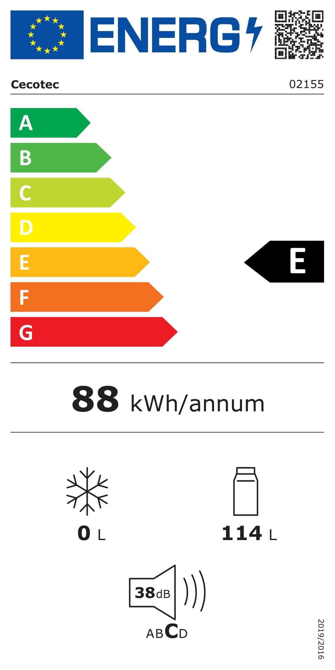Energy efficiency label for the refrigerator, showing Class E rating.