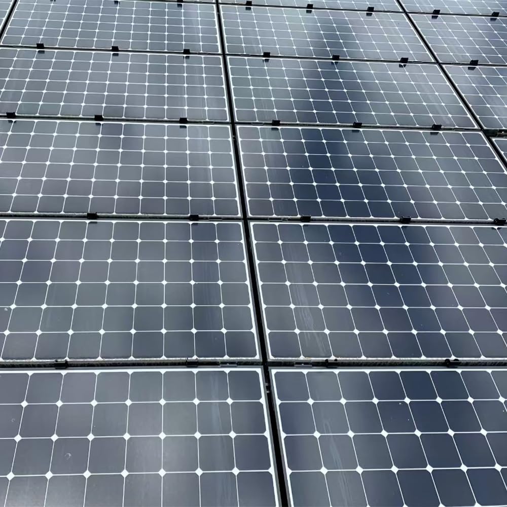 Offgridtec 24 Stk. PV Clip Schneefang für Solarmodule – Verhindert die Bildung von Schneebrettern – Optimierte Bauart gegen Schattenwurf – Edelstahl Schneefangsystem für Photovoltaik-Anlagen