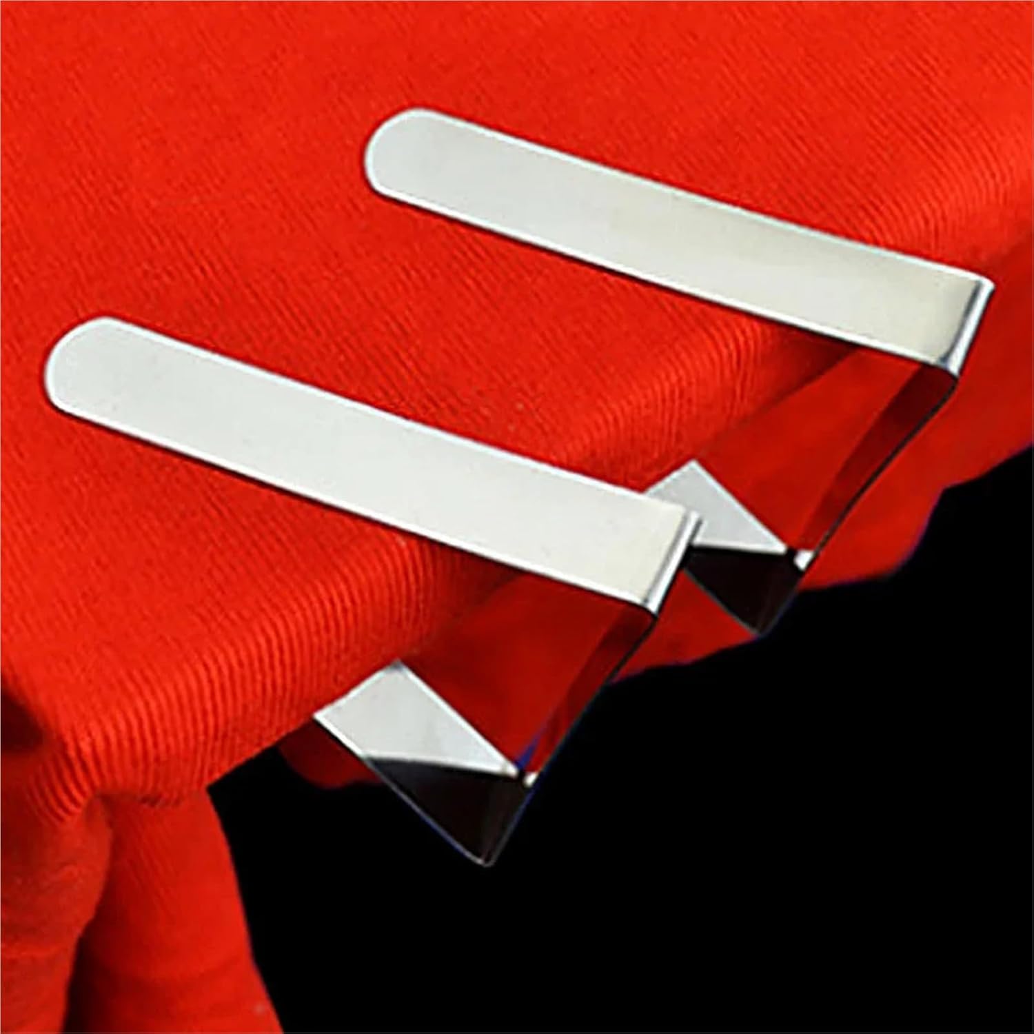 Tablecloth Clips 90 PCS Stainless Steel Table Cloth Clip Wedding Picnic Cover Holder Tablecloth Stable Clips