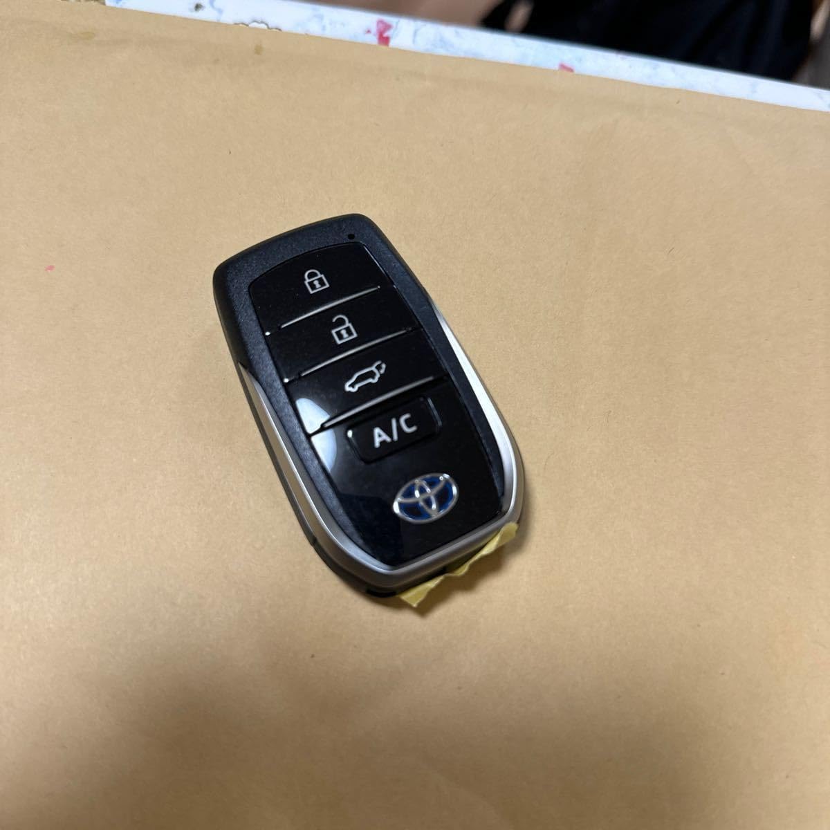 Amazon.co.jp: 超 新型RAV4 純正スマートキー ACボタン付き 4ボタン