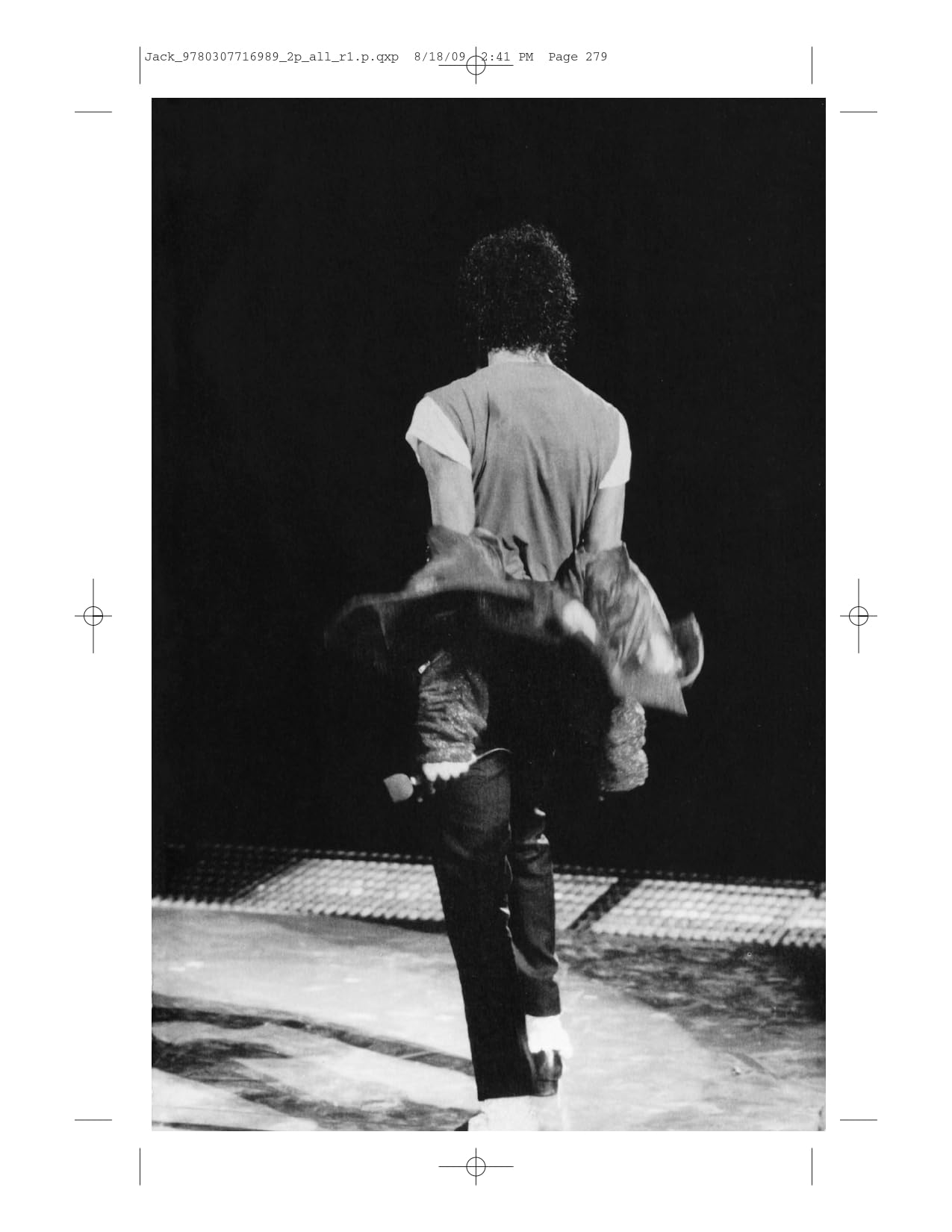 Moonwalk: Michael Jackson Official Autobiography for Fans of Michael Film
