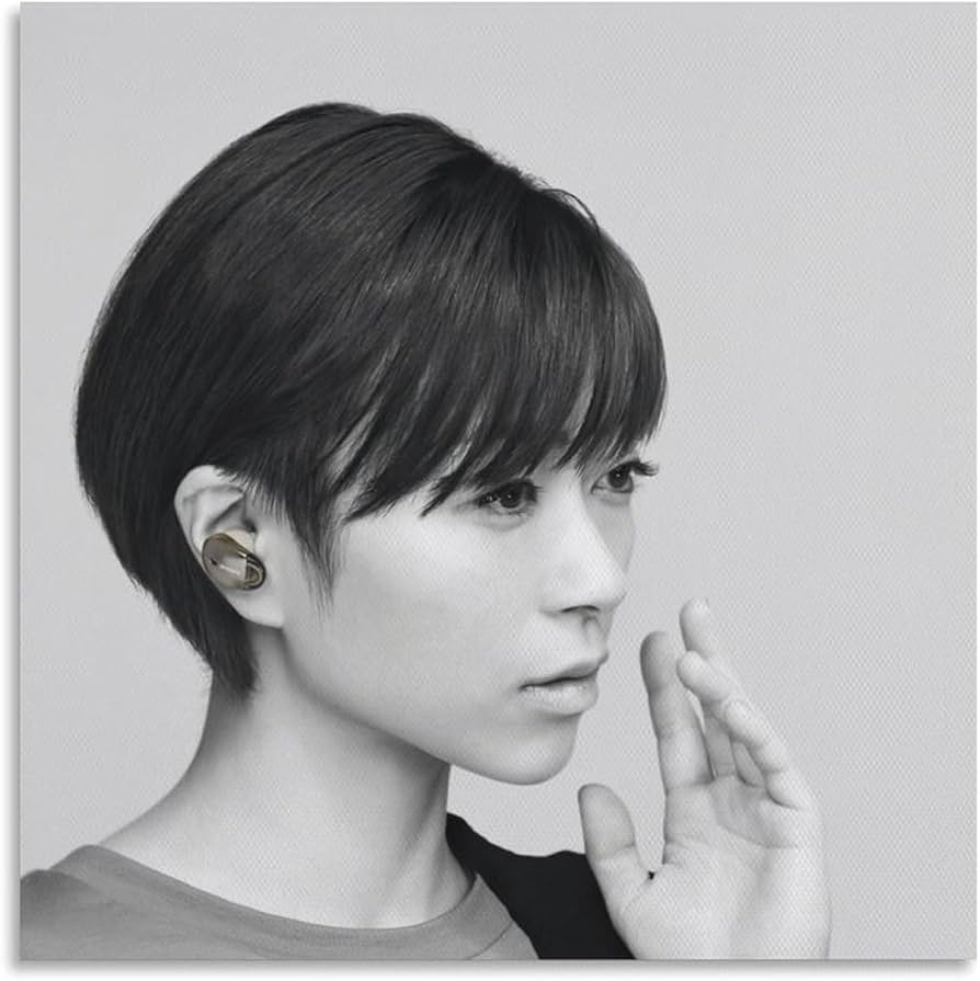 Amazon.co.jp: 宇多田ヒカル 音楽 歌手 4 ポスター 印刷 ポスター