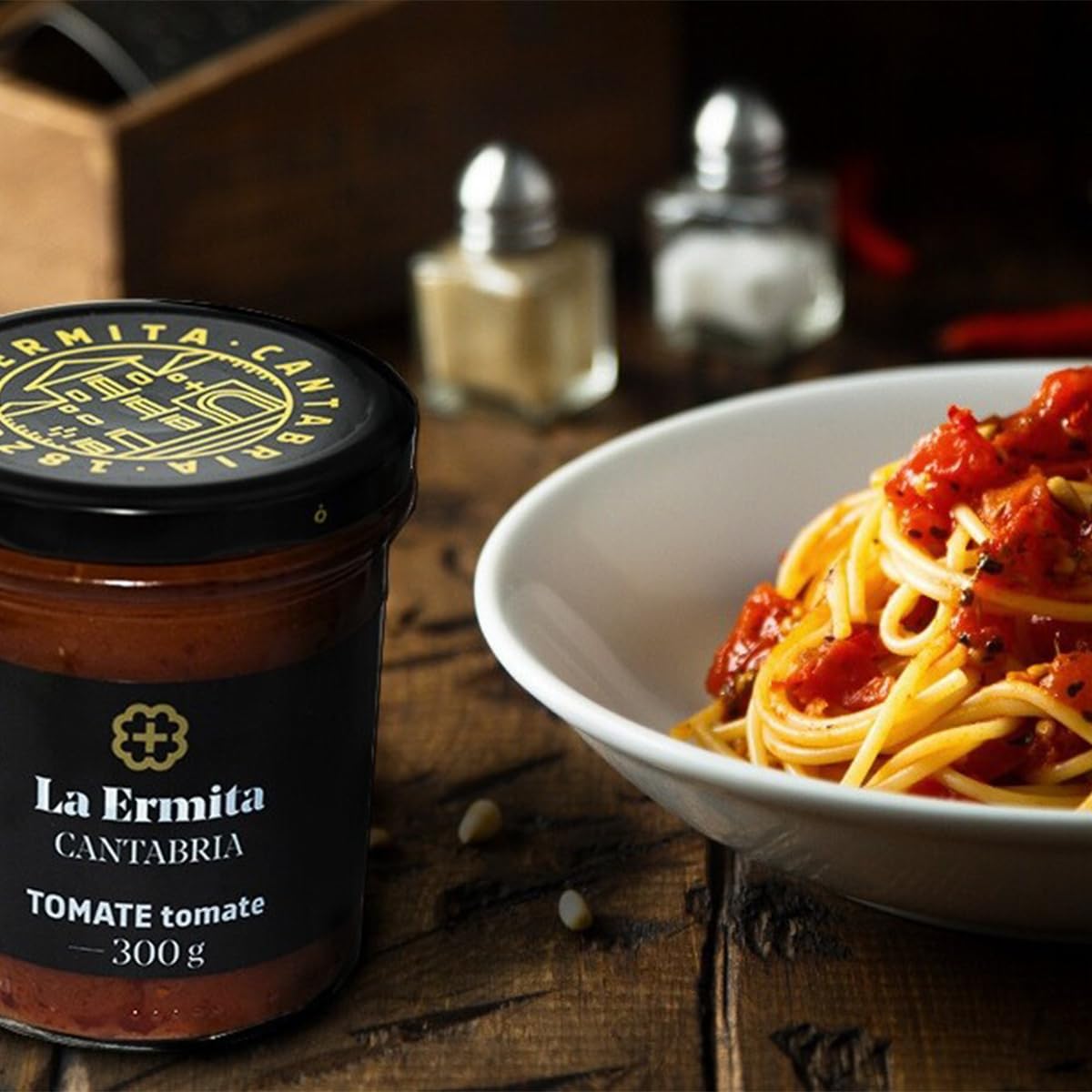LA ERMITA Salsa de Tomate, Con 80% Tomate Natural, Cebolla, Ajo y Aceite de Oliva, Sin Conservantes ni Gluten, Tarro de Vidrio 300 g (Pack 12 unidades)