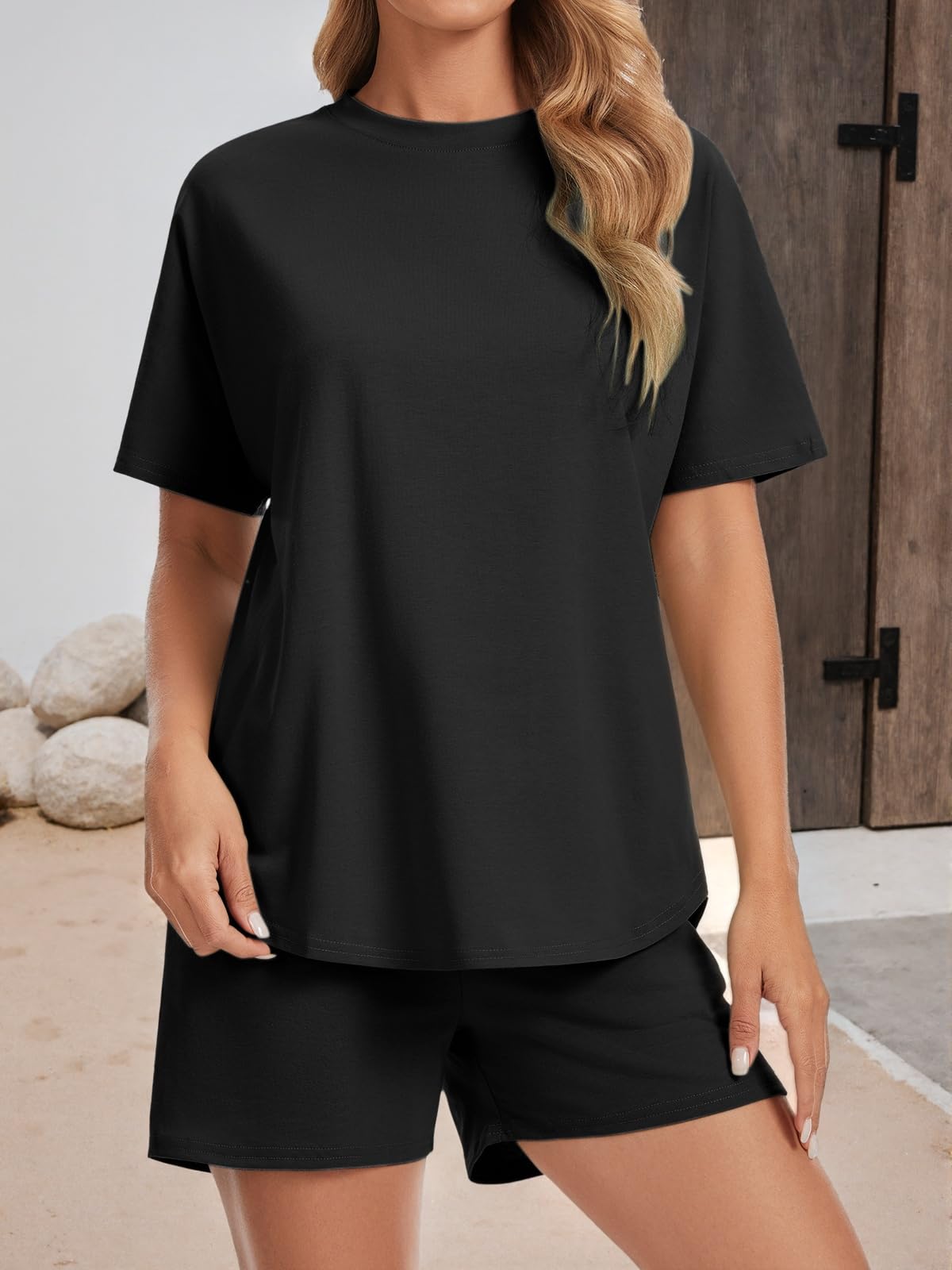 Conjunto de dos piezas para mujer, conjunto de verano, conjunto de pantalones cortos, manga casquillo, cordón y bolsillo — view 2