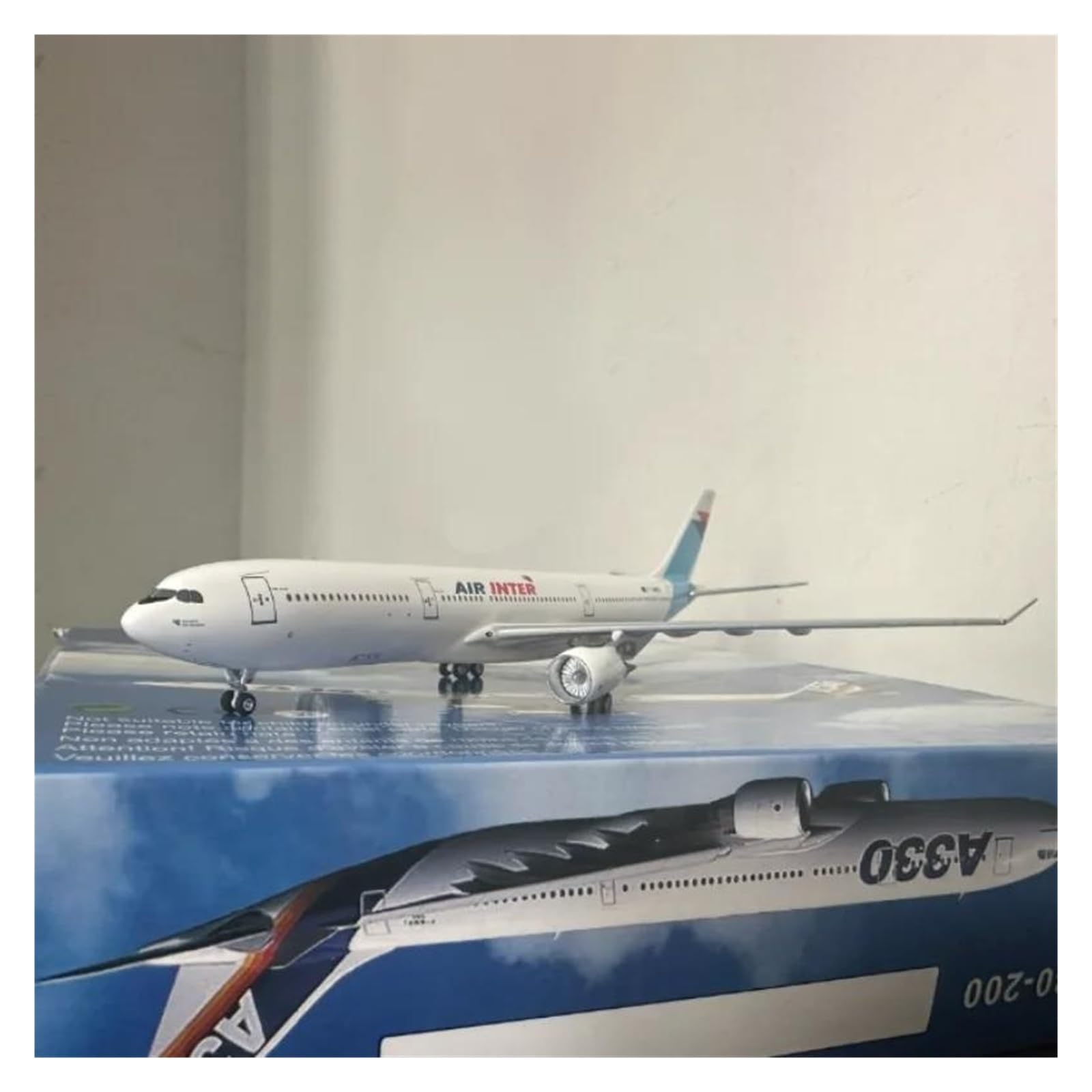 Aereo in Metallo pressofuso Scala 1/400 per A330-300 Diecast Airlines Aereo Avion Metallo Pittura Reale Modello di Aereo dell'aviazione Civile Regali per Raccolta ed Esposizione