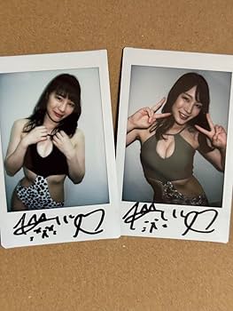 値下げ鈴村あいり　サイン入り手ぶらチェキ　2セット Amazon.co.jp: 鈴村あいり チェキ2枚セット⑥ : おもちゃ