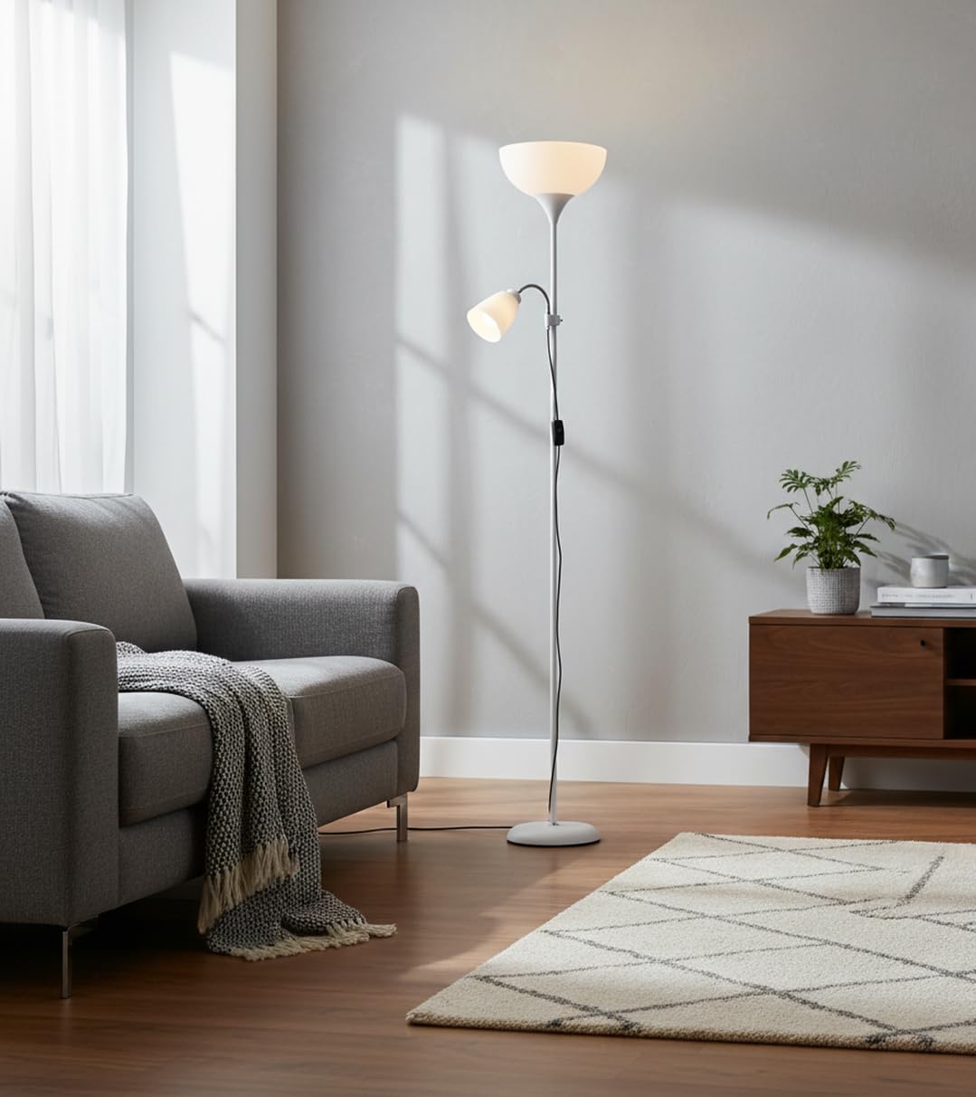 BEL AIR HOME | Lámpara de pie VARESE | 178CM, blanco, aluminio | Brazo lector orientable, doble portalámparas E27 y E14, interruptor deslizante | Iluminación salón moderna y funcional