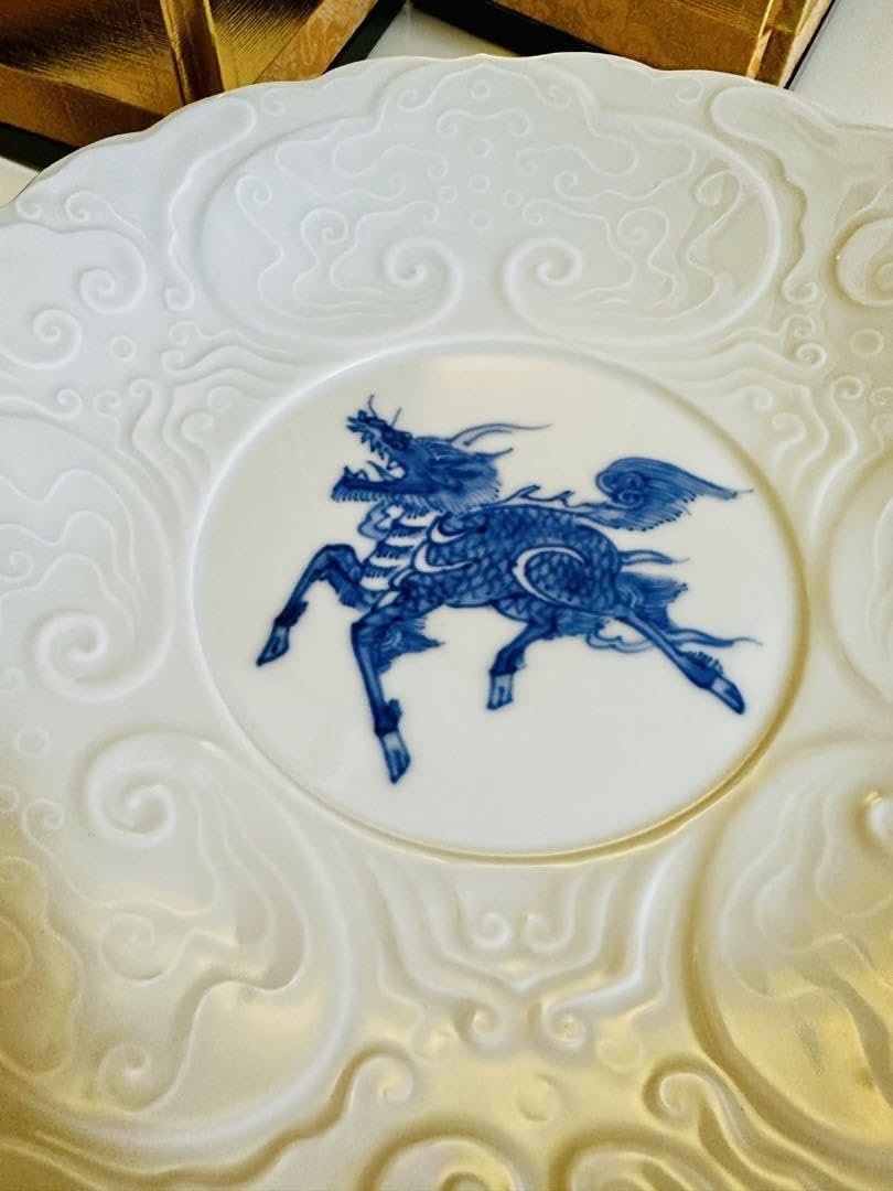 Koimari Antique Qilin White Porcelain, Medium Plate, Curiosities, 2 Pieces