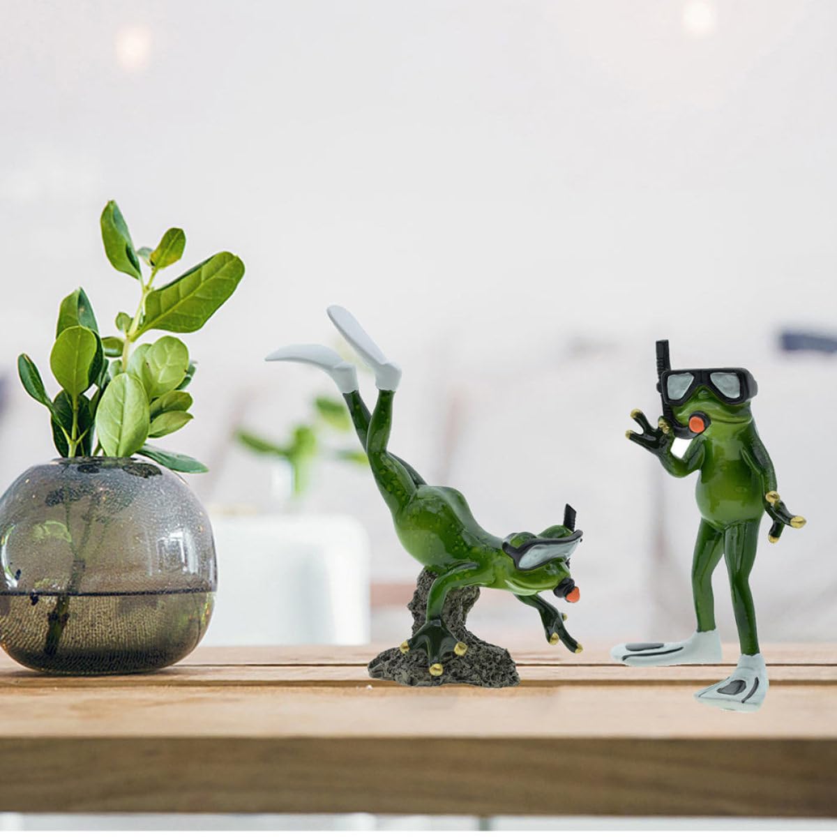 Toyvian 1 Paar Gartendekoration Frosch Taucher aus Harz Wetterfeste Gartenfiguren für Teich und Outdoor Deko Miniatur Figuren für Gartenliebhaber