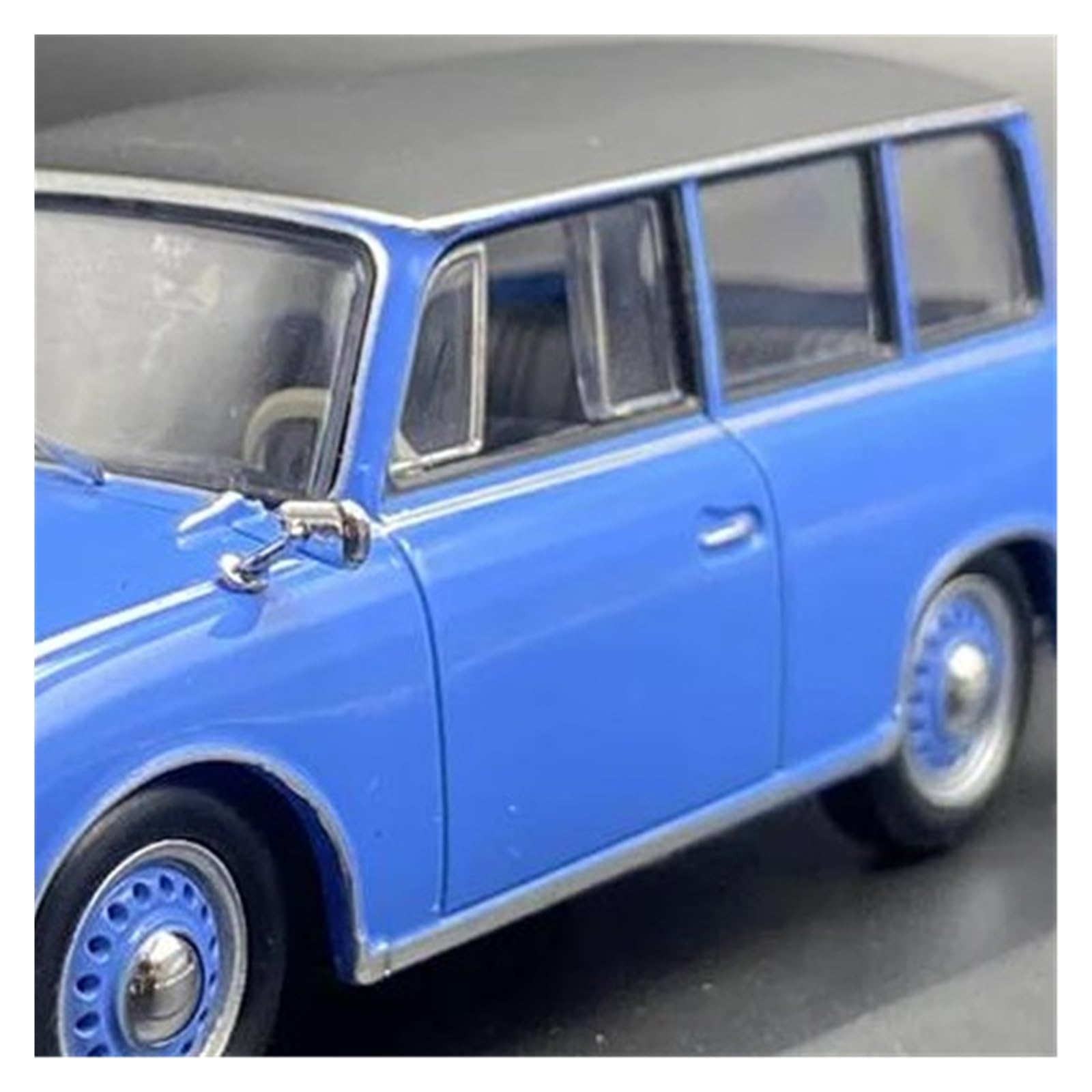 Metallo Scala Replica 1 43 Per la Germania dell'Est Blue Awz P70 Kombi 1957 Modello di auto lega statica Serie decorazioni per casa Hobby Veicoli Giochi Set