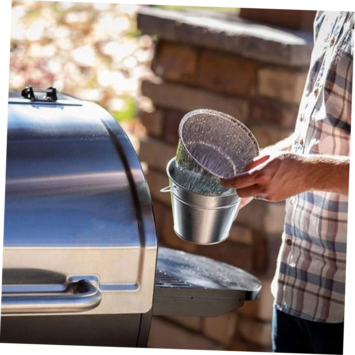 Abaodam Cubo de Goteo para Grasa de Barbacoa con 10 Revestimientos de Aluminio Desechables para Parrillas, Recipiente Portátil Resistente y Reutilizable para Limpieza Fácil al Aire Libre