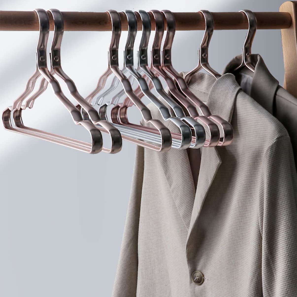 Alipis 2 Sets Kleiderbügel für Damen Modische Kleiderbügel für Zuhause rutschfest Wringfrei Stabiles Metall für Kleiderschrank und Wäsche 5 Stück